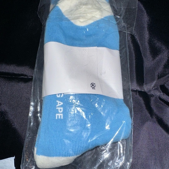 Bape- A Bathing Ape socks- Blue and white - Picture 2 of 2